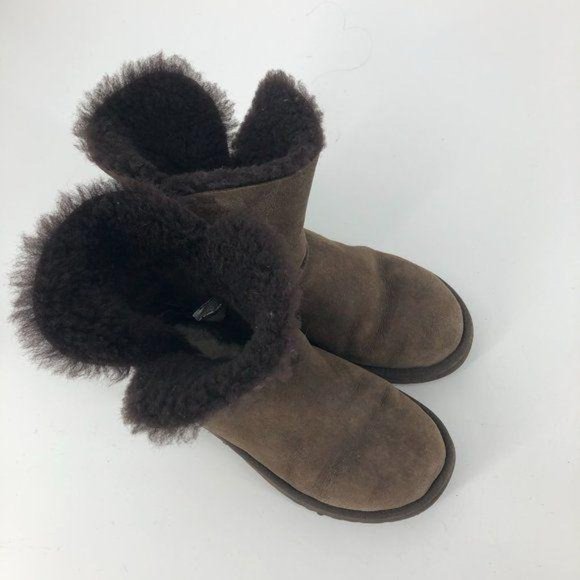 Ugg Bailey Boots in Chocolate brown size 6 - Picture 11 of 16
